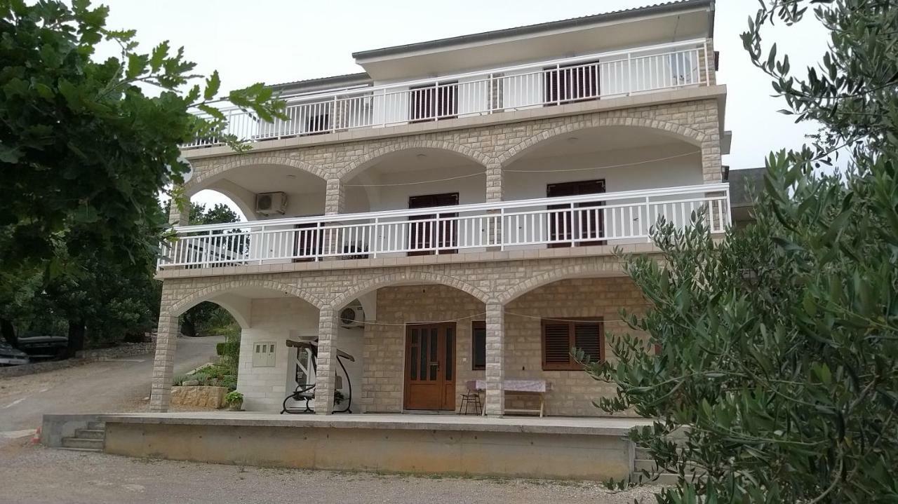 Ante Apartamento