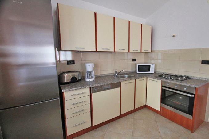 Ante Apartamento *